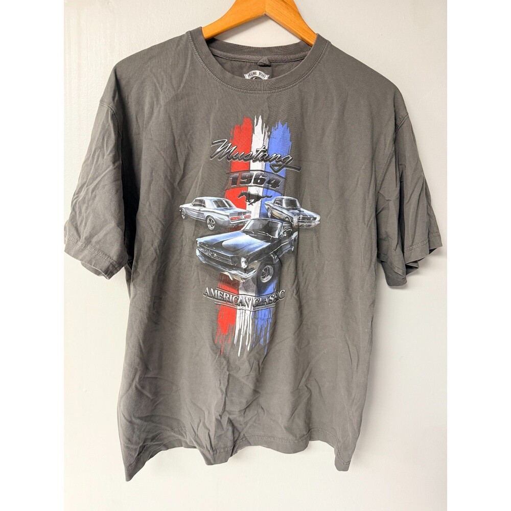 Out of Bounds Mustang 1964 American Classic Graphic T-Shirt Gray M